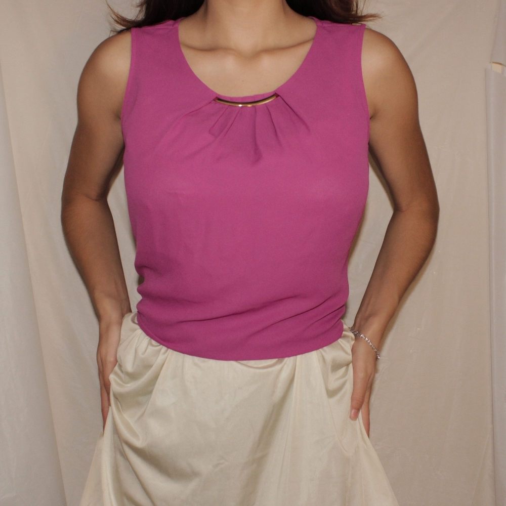 Pink/blush tank top with gold hoop detail around nekline